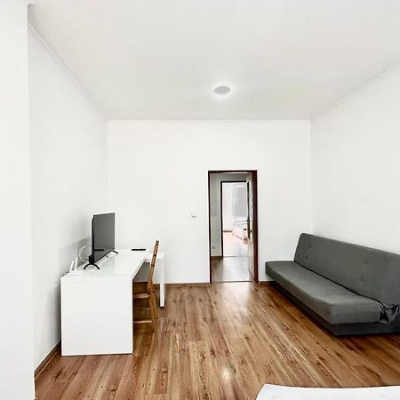 Apartment Erika Karlovy Vary Exterior photo